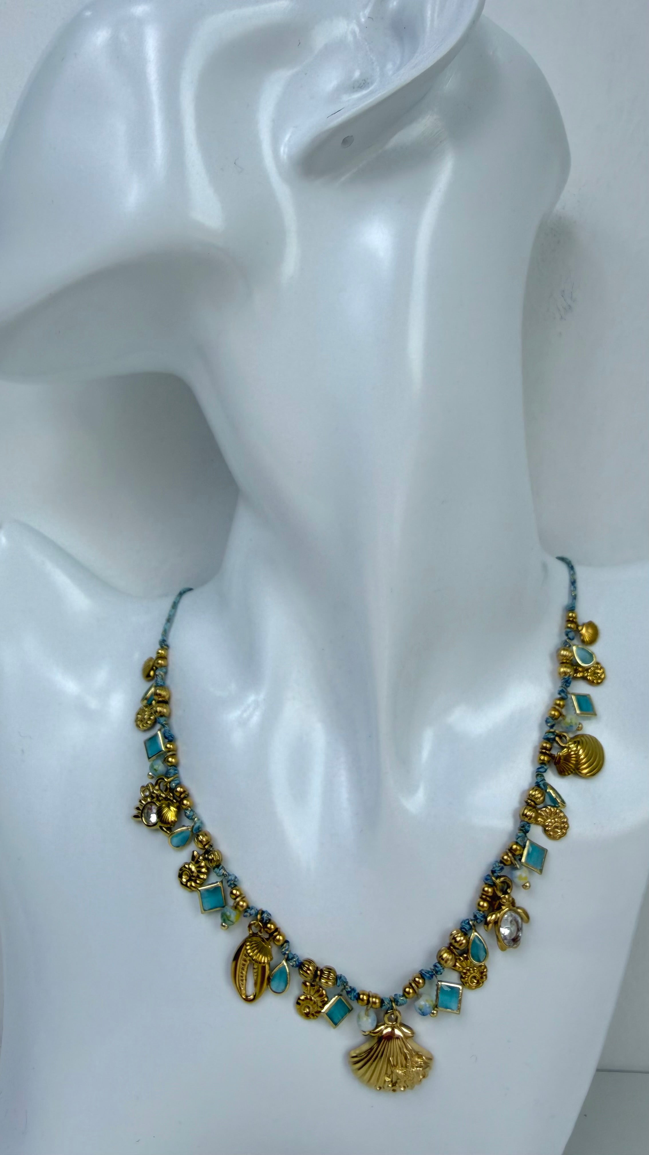 Collana Aura