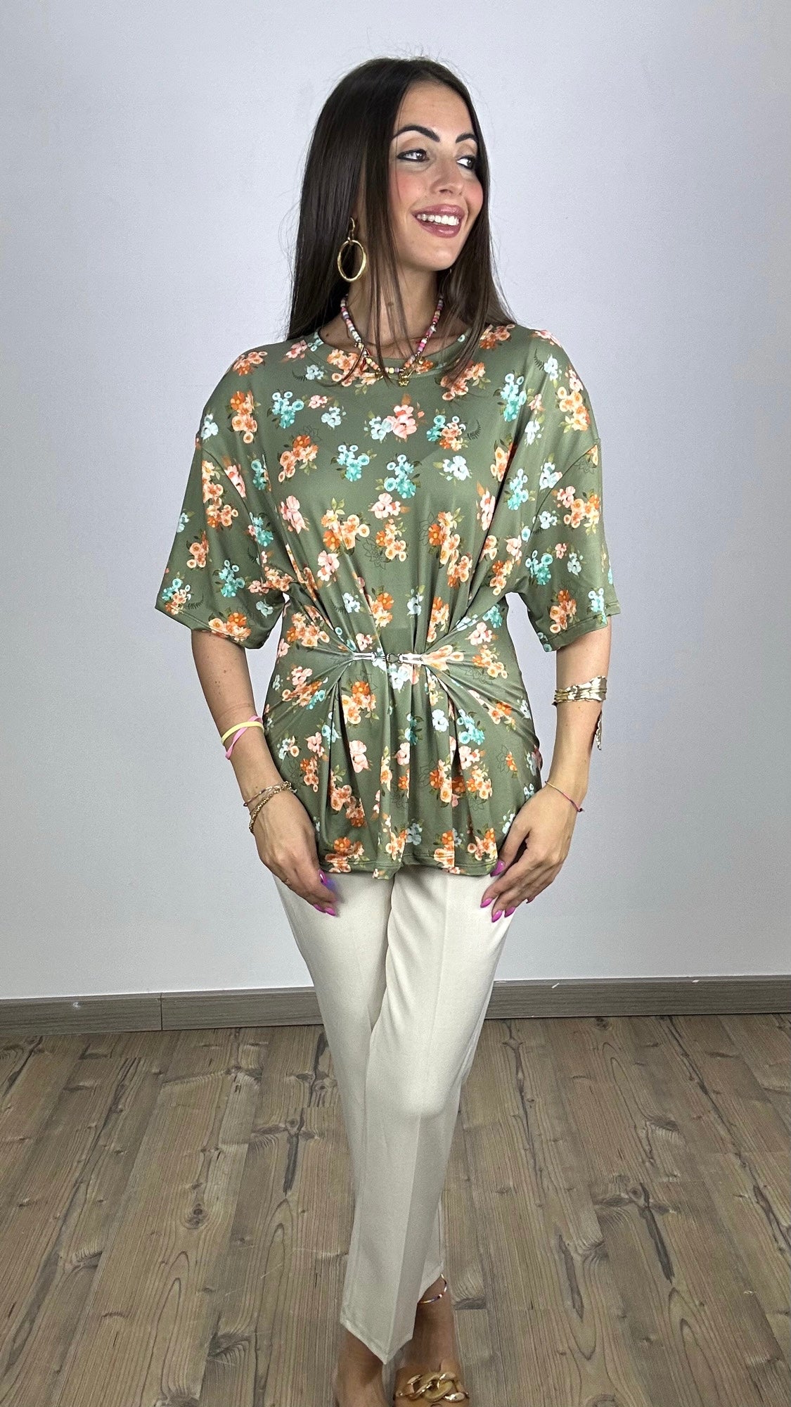 T-shirt Ave Flowers