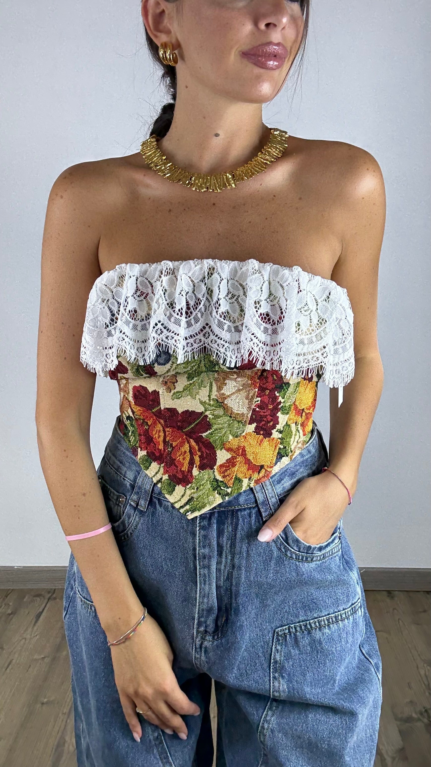 Bustino Flowers