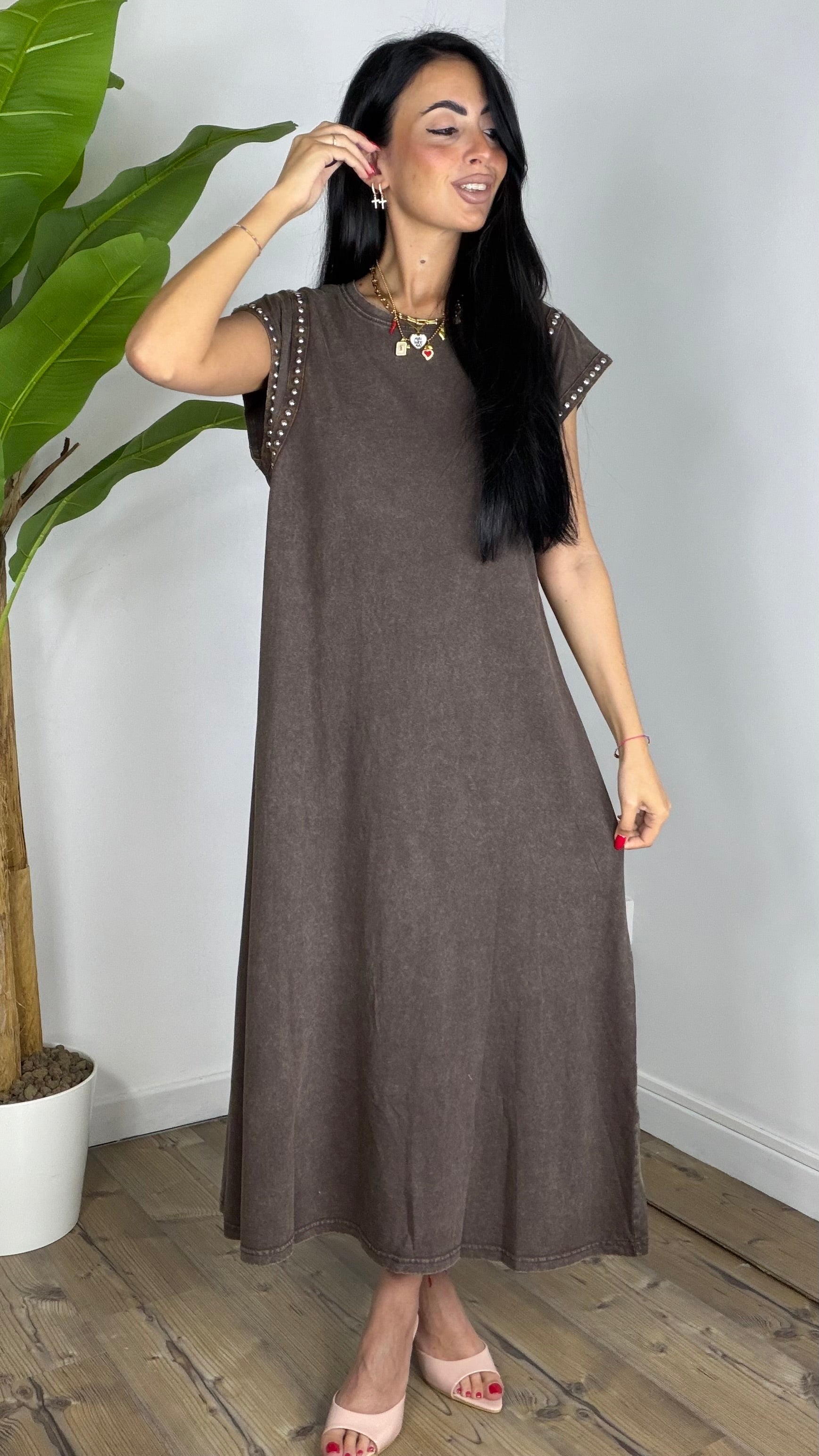 Abito Borchia 2603 marrone