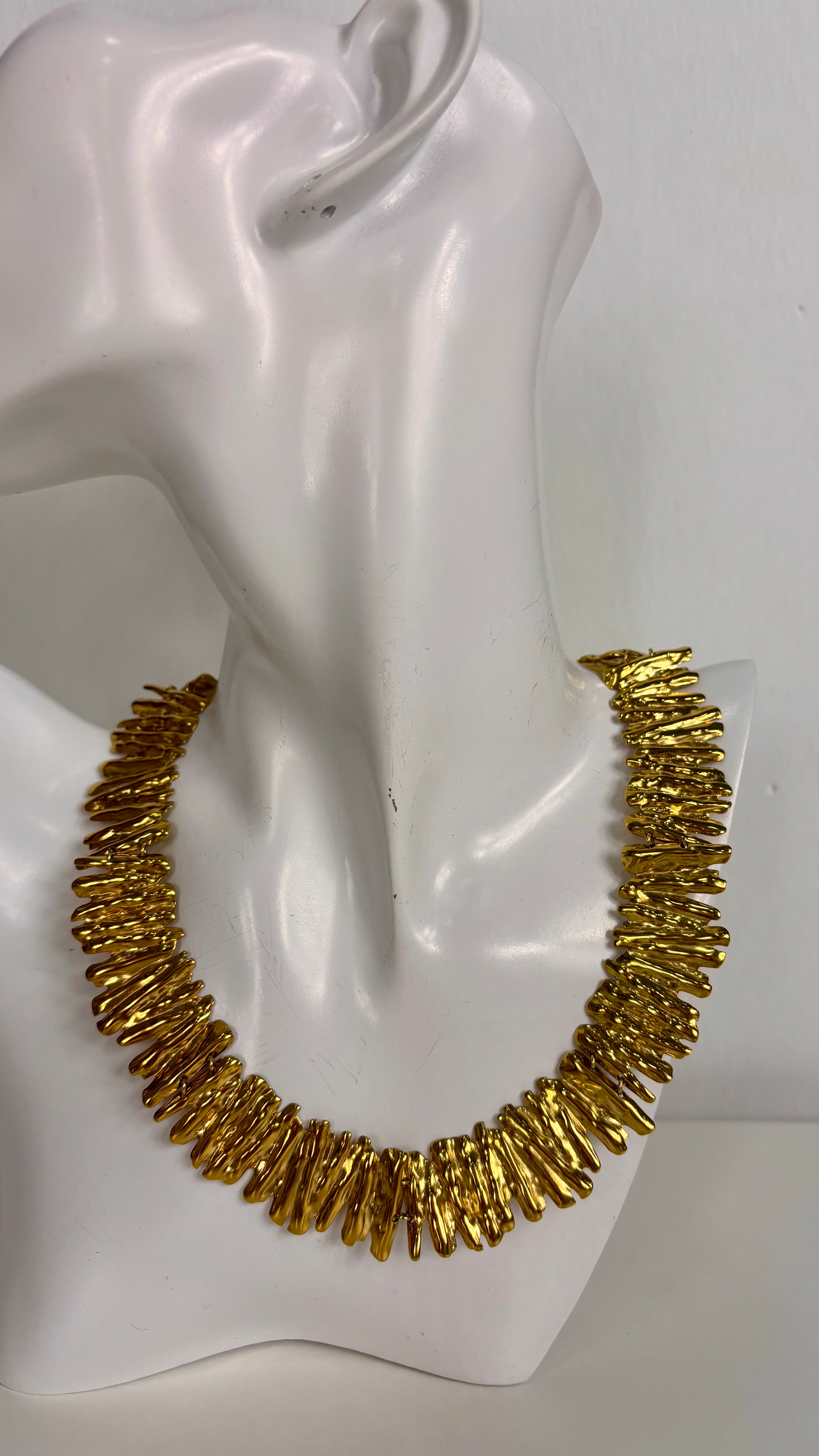 Collana Waves