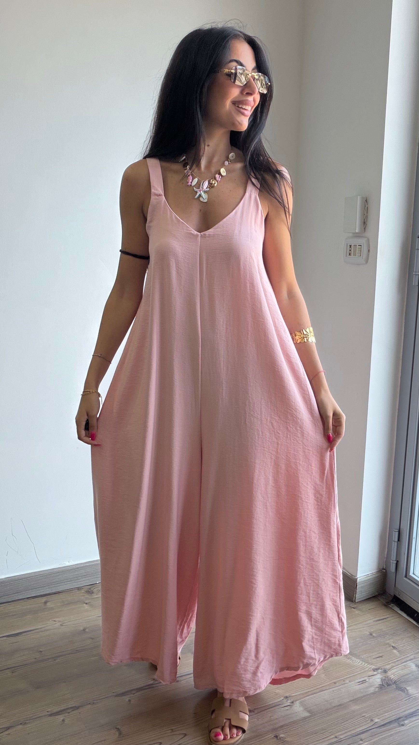 Tuta Arisa Rosa