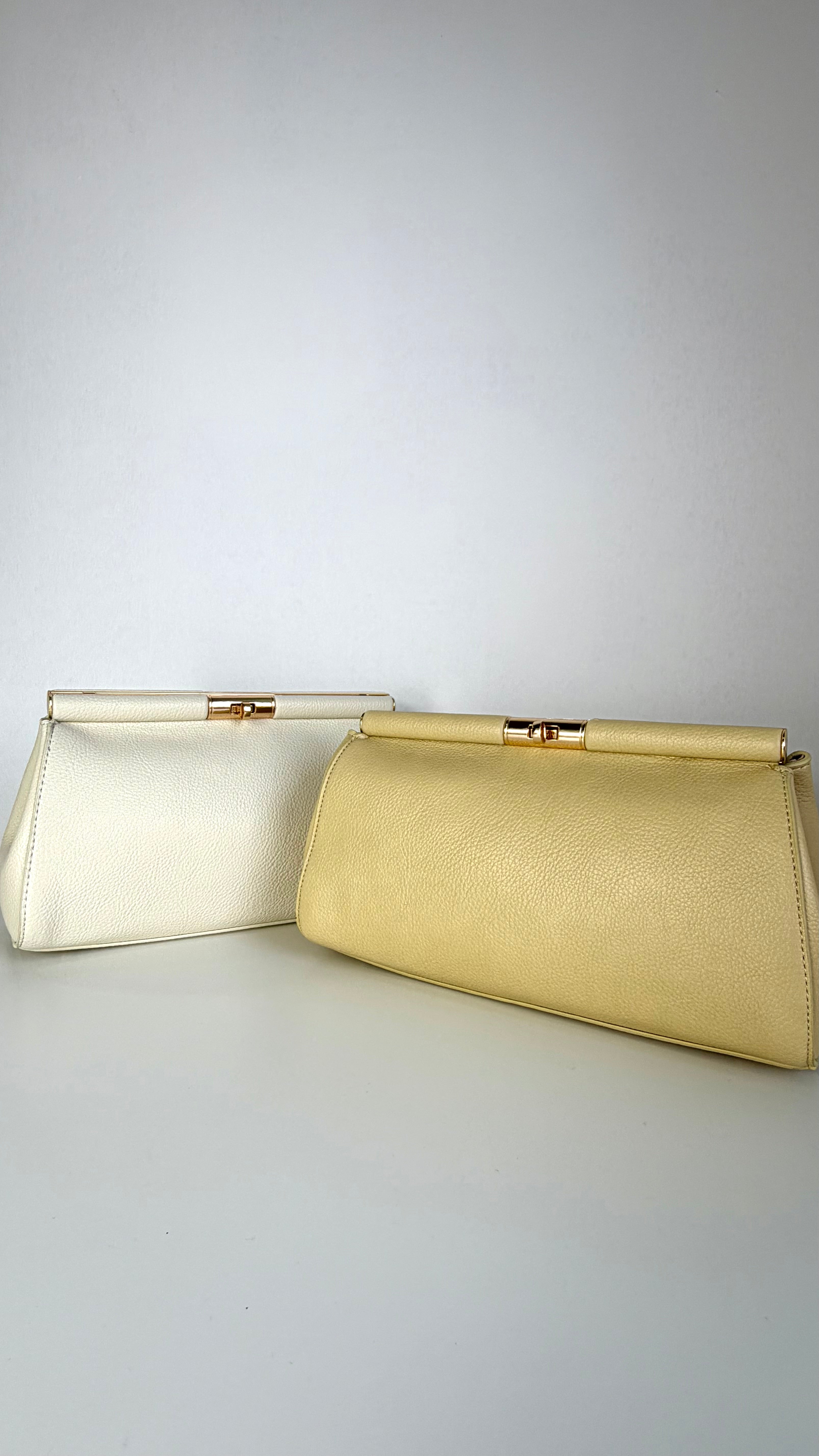 Borsa Sara