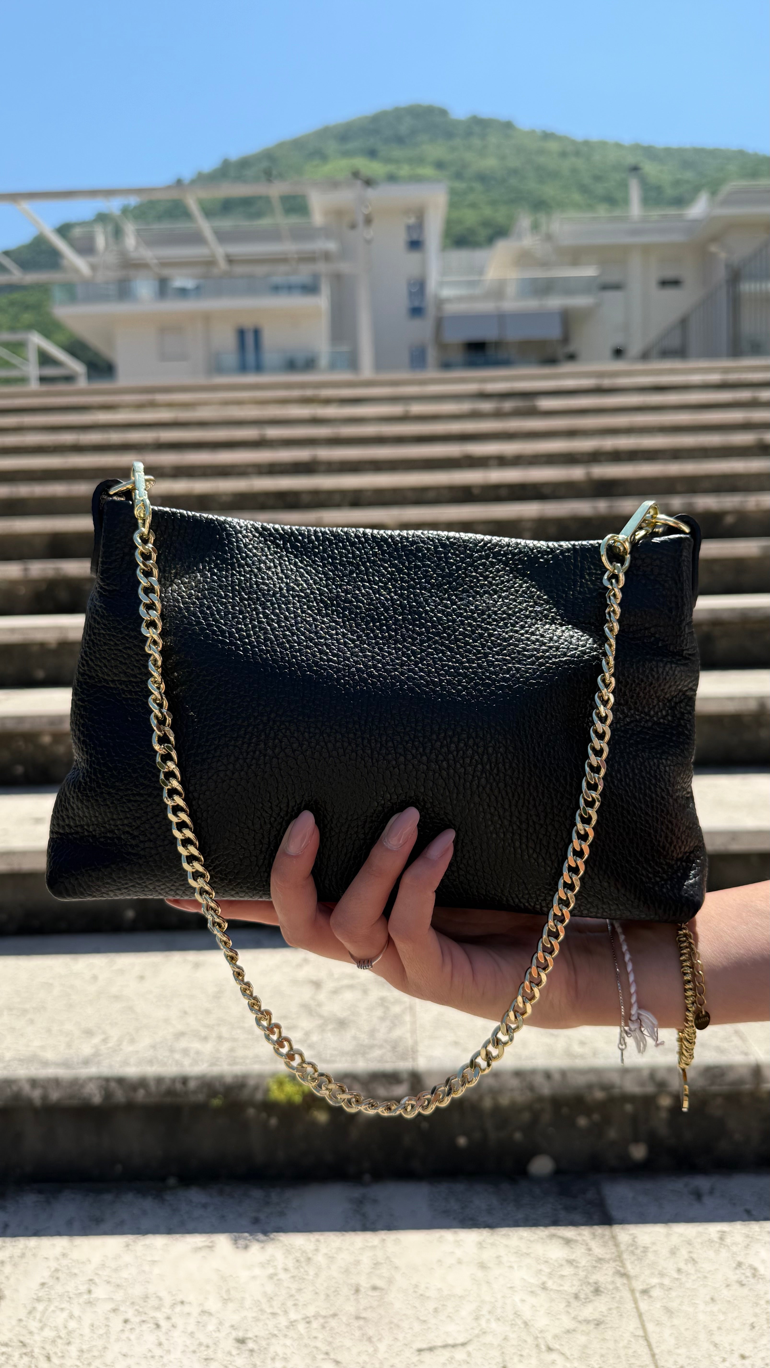 Borsa Arial
