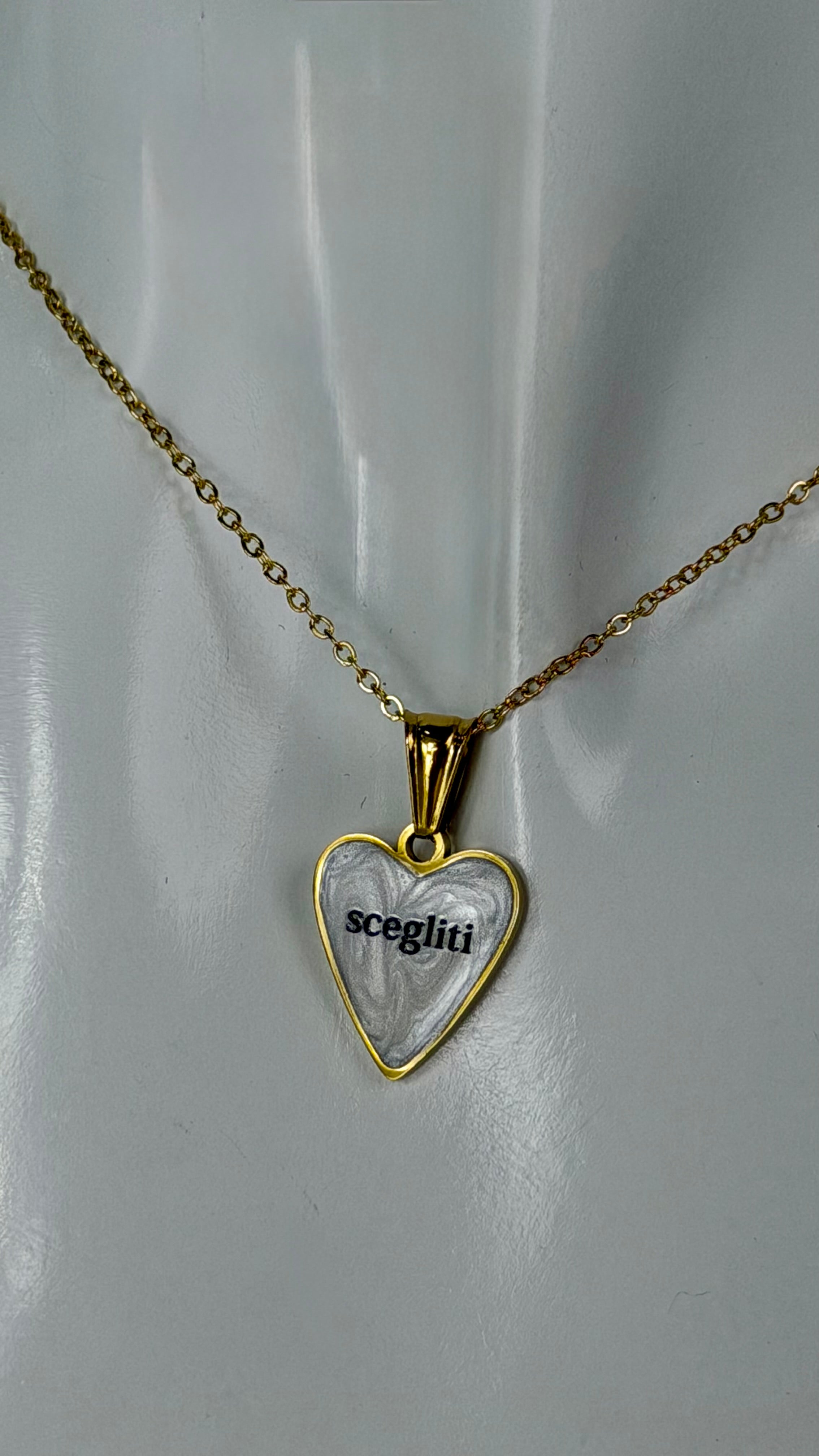 Collana scegliti