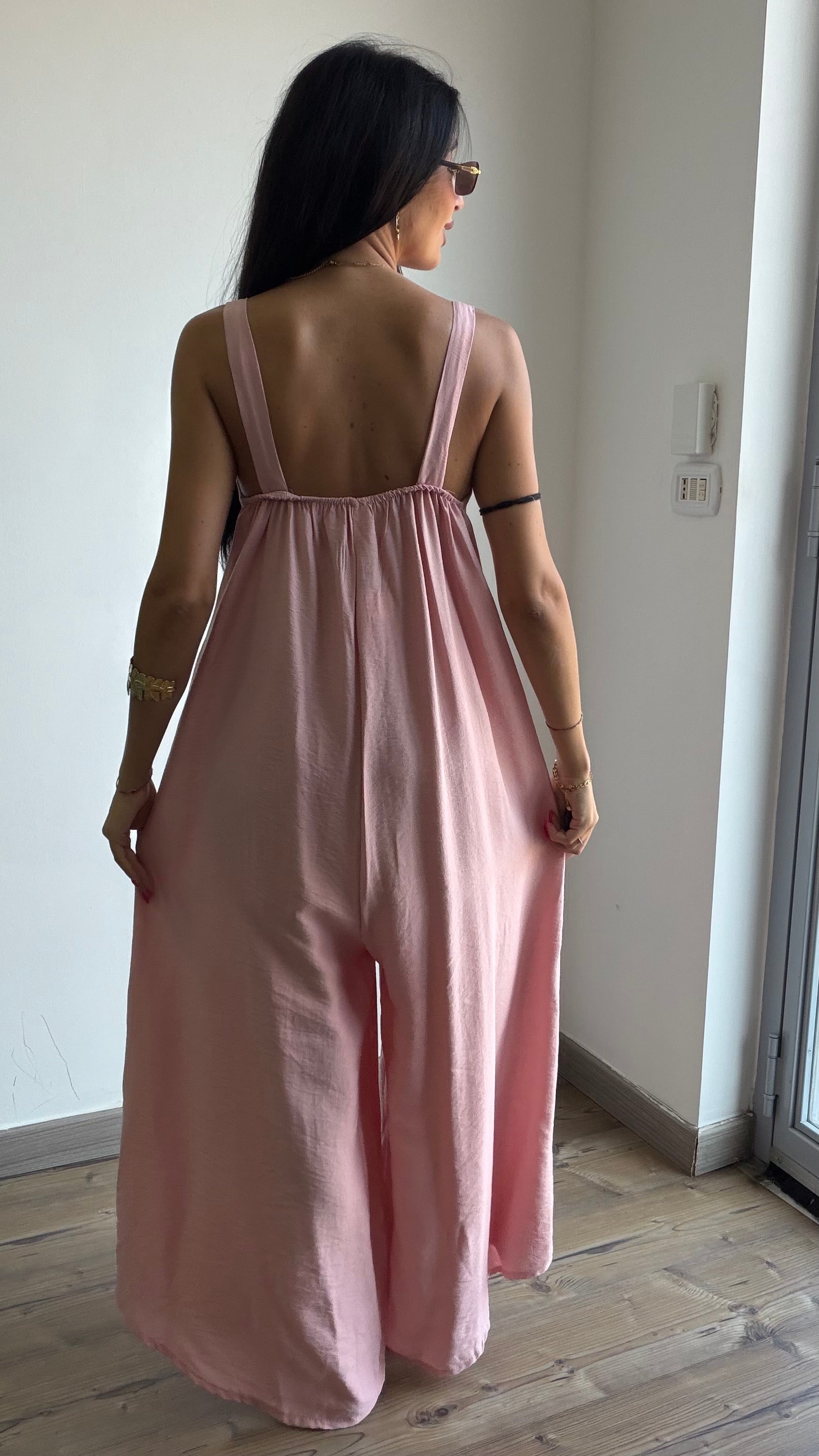 Tuta Arisa Rosa