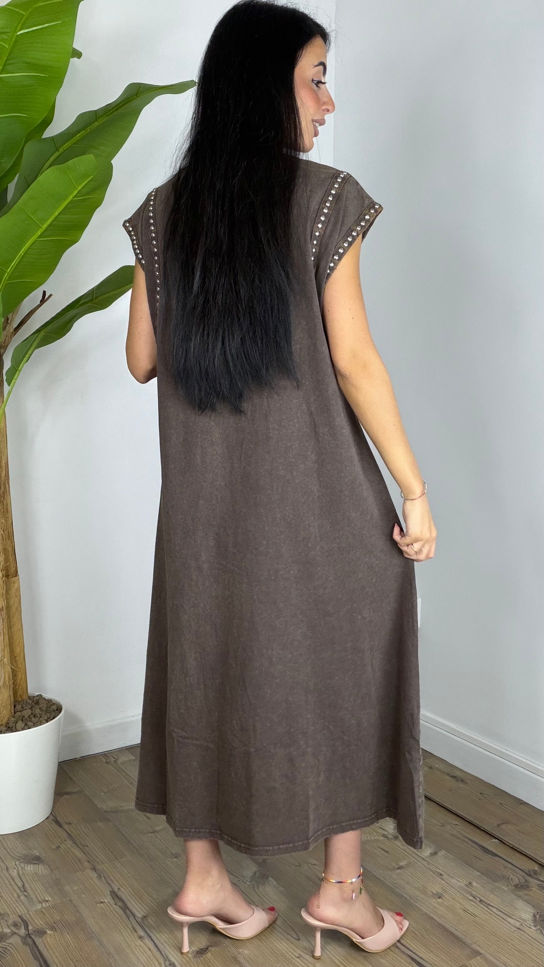 Abito Borchia 2603 marrone