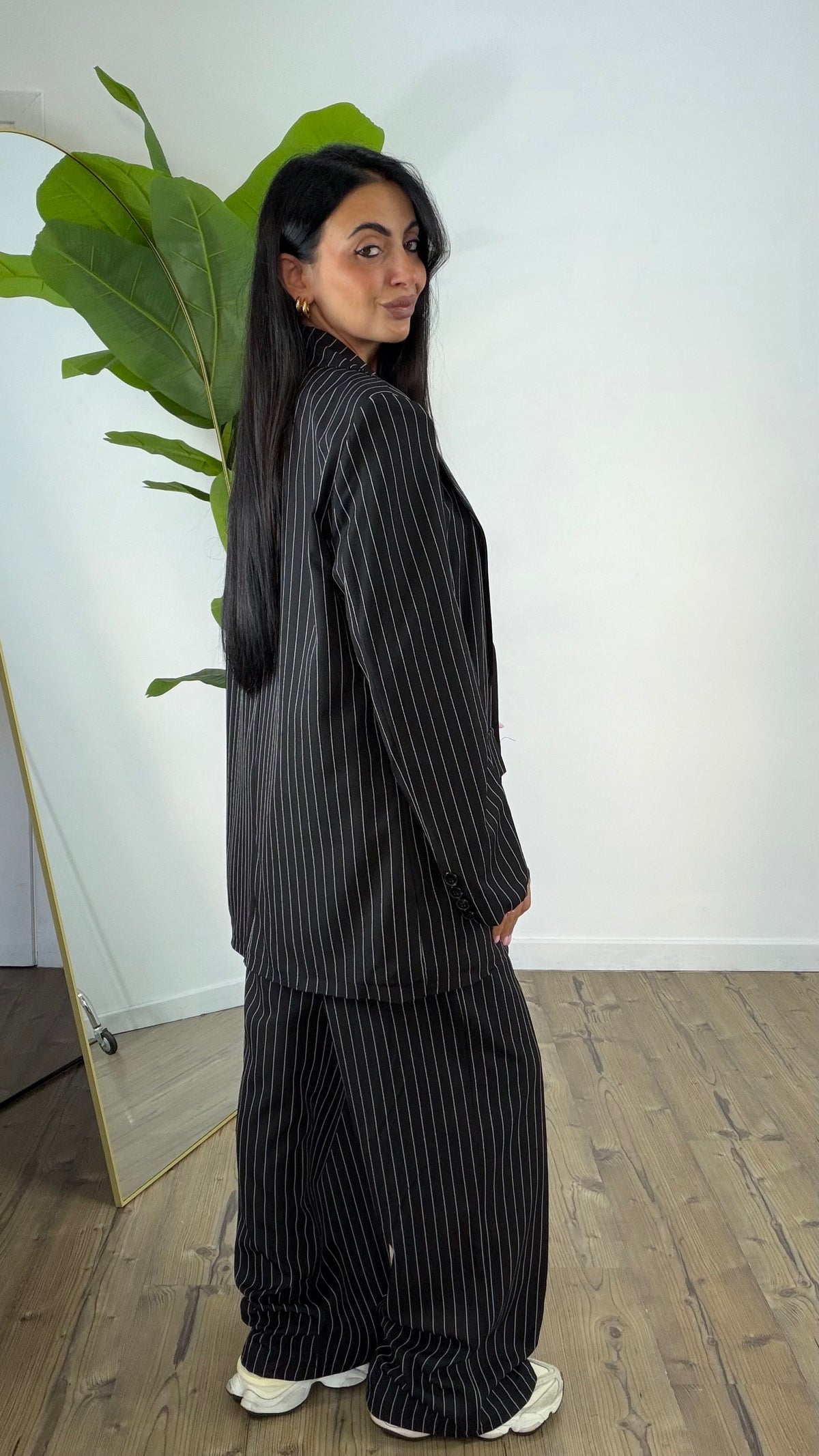 Tailleur Dolly gessato nero