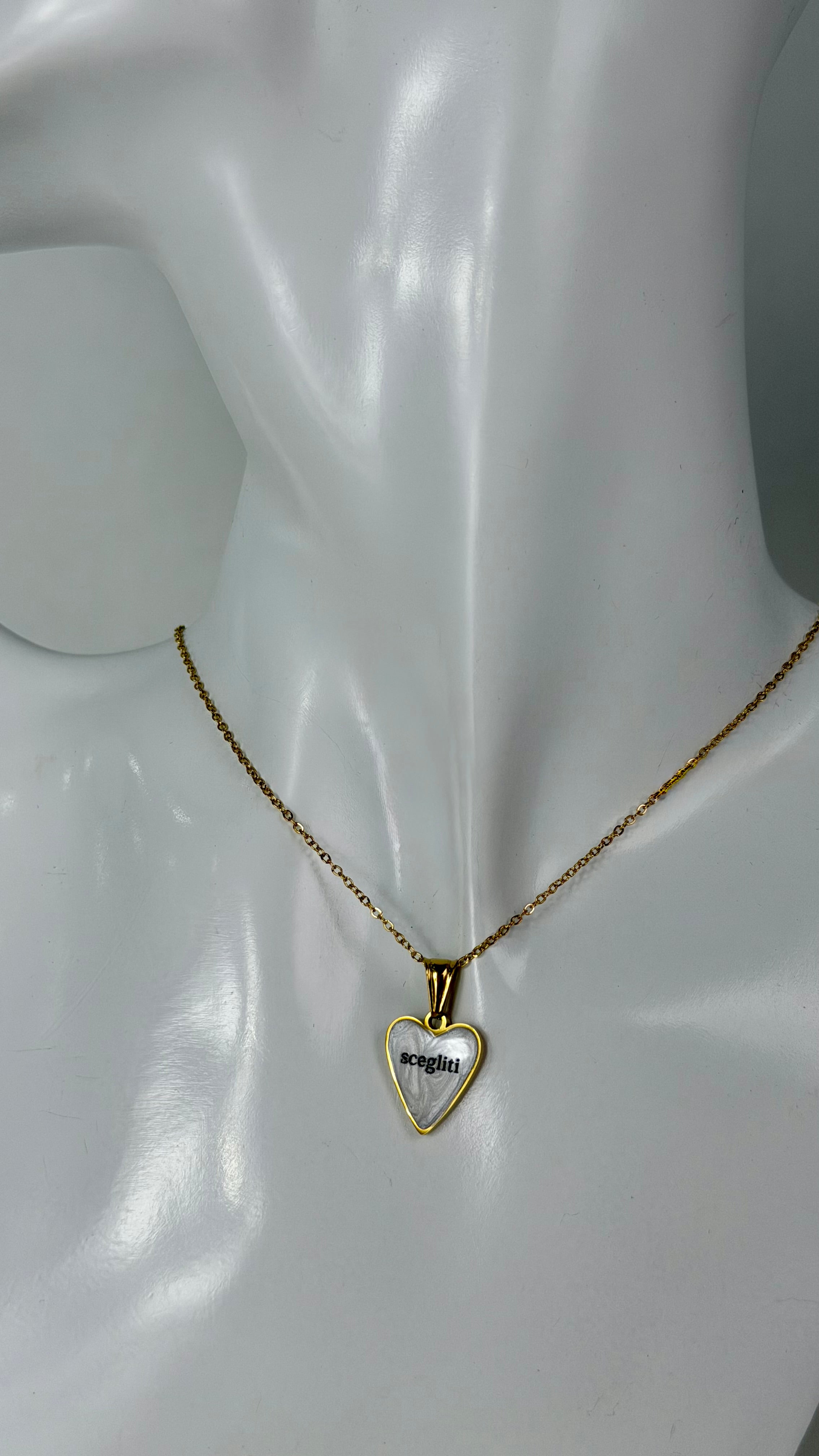 Collana scegliti
