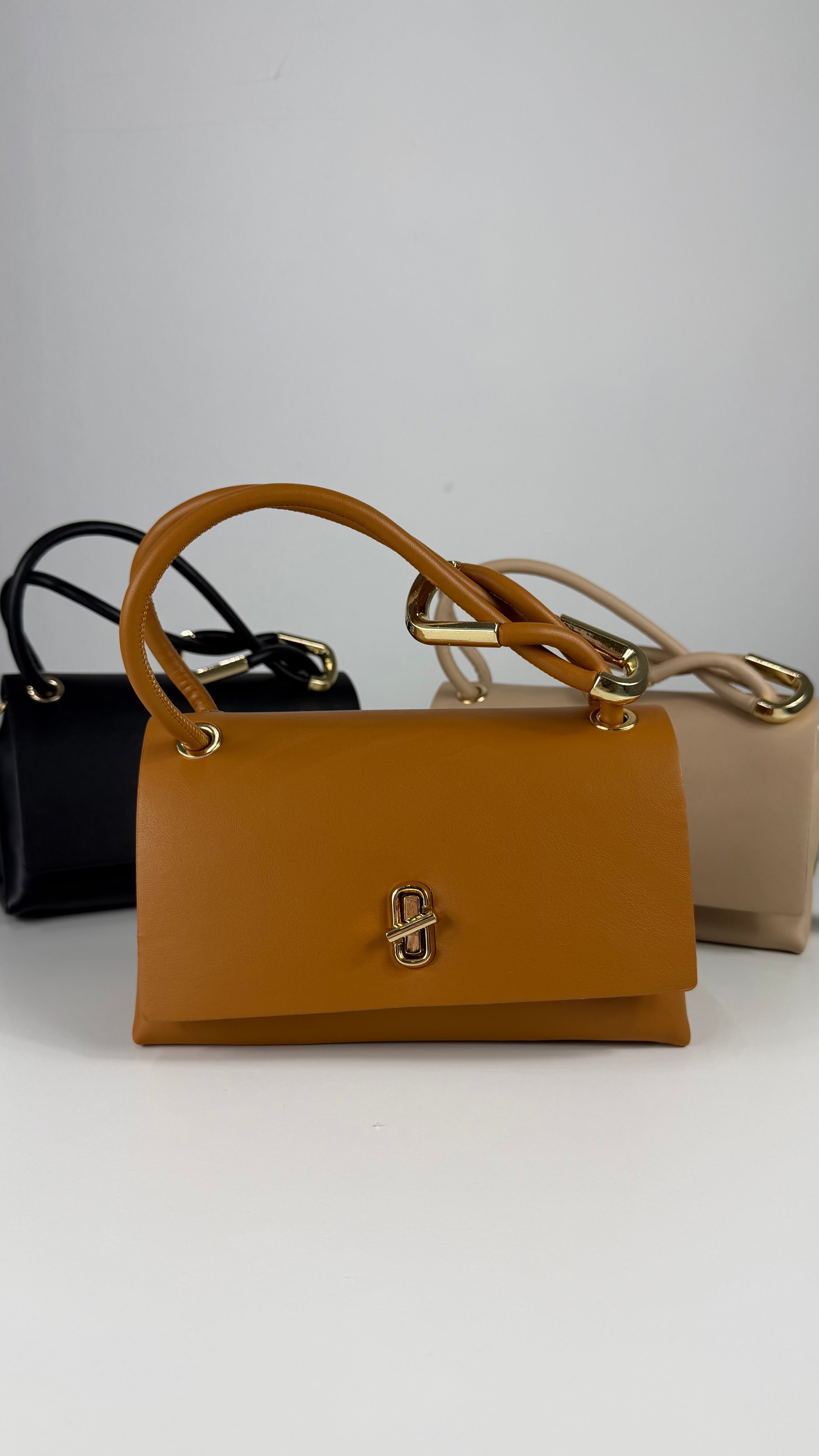 Borsa Leila