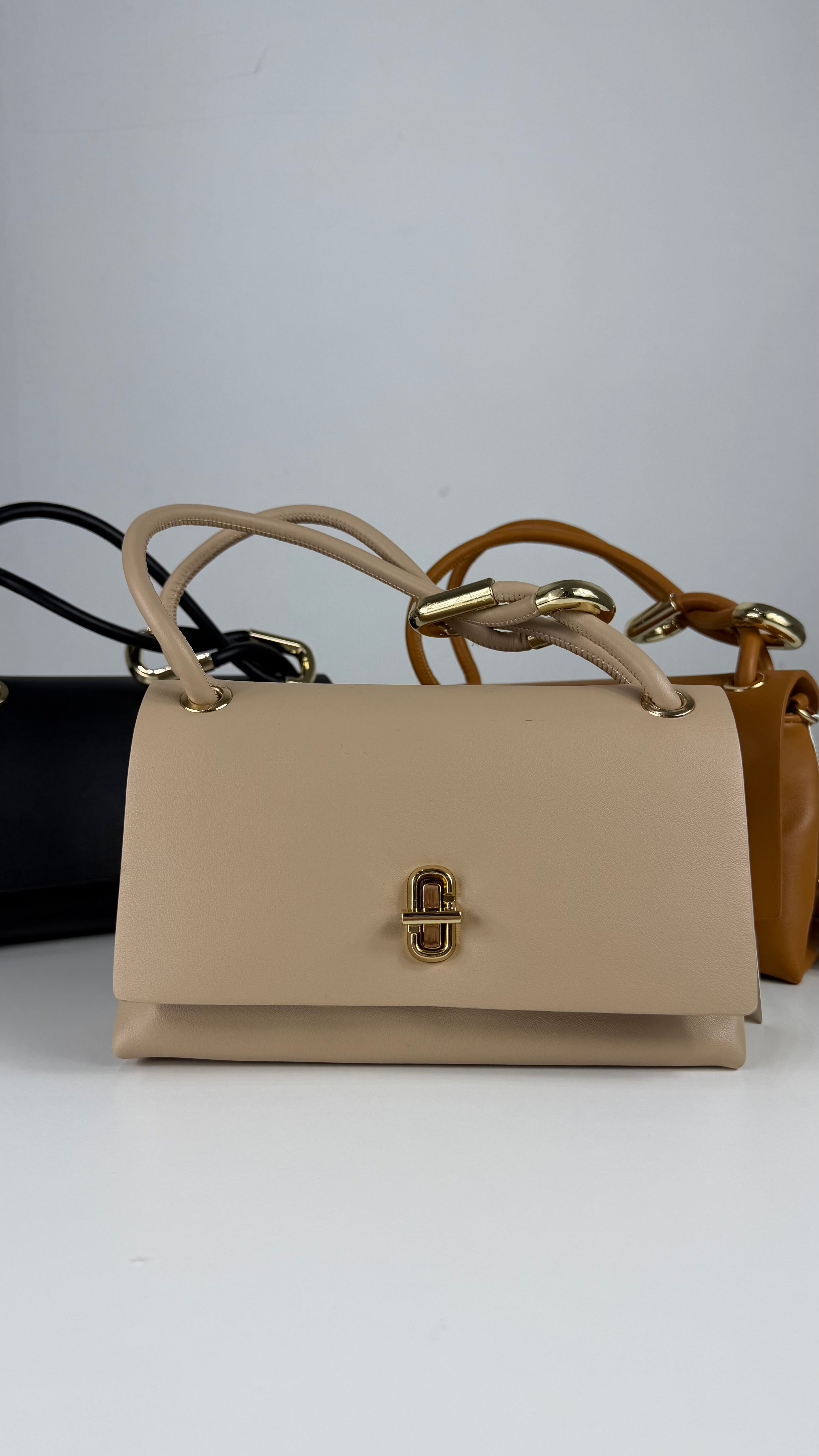 Borsa Leila