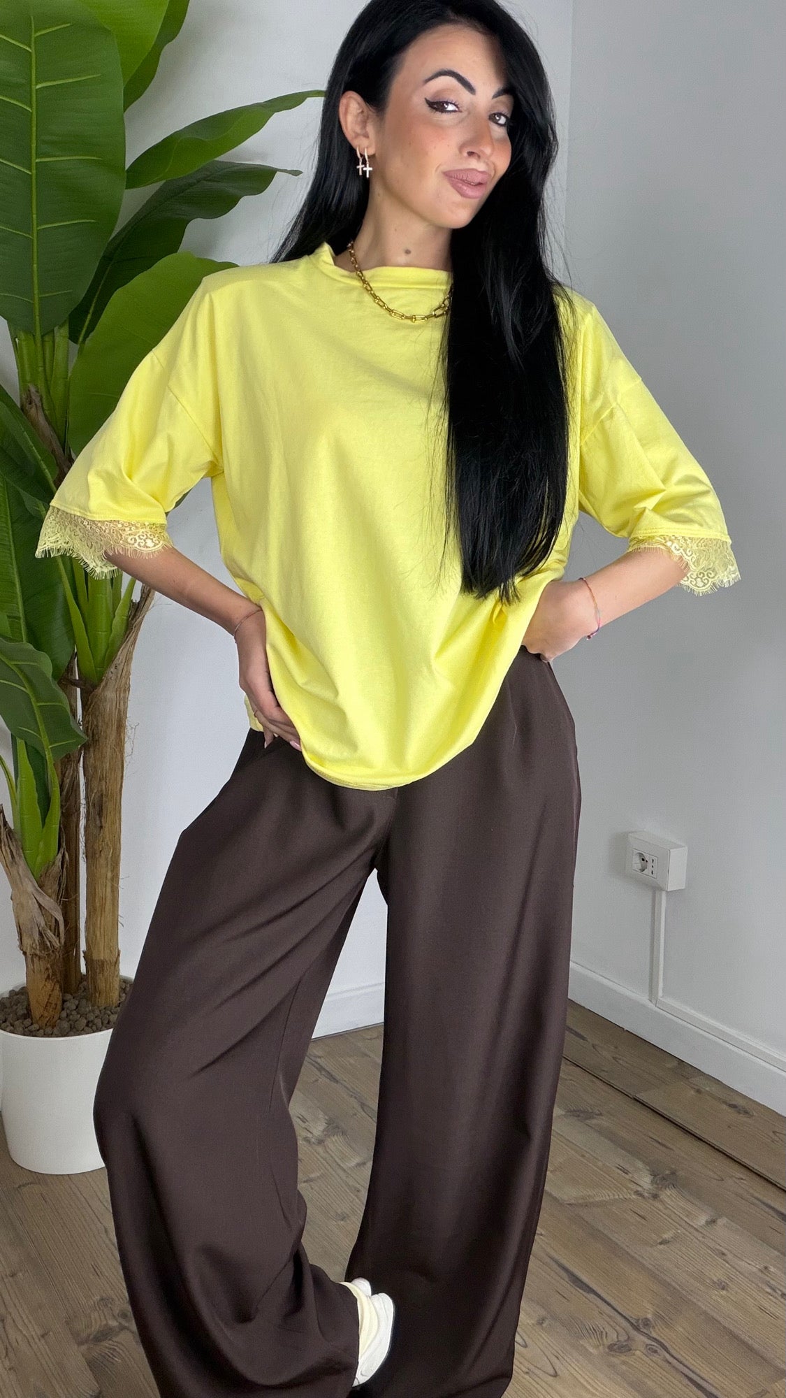 T-shirt manica in Pizzo